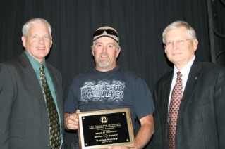 Ronnie Kailing, Facilities Management and Operations, received the 2010 Award of Excellence for Service Unit Support.